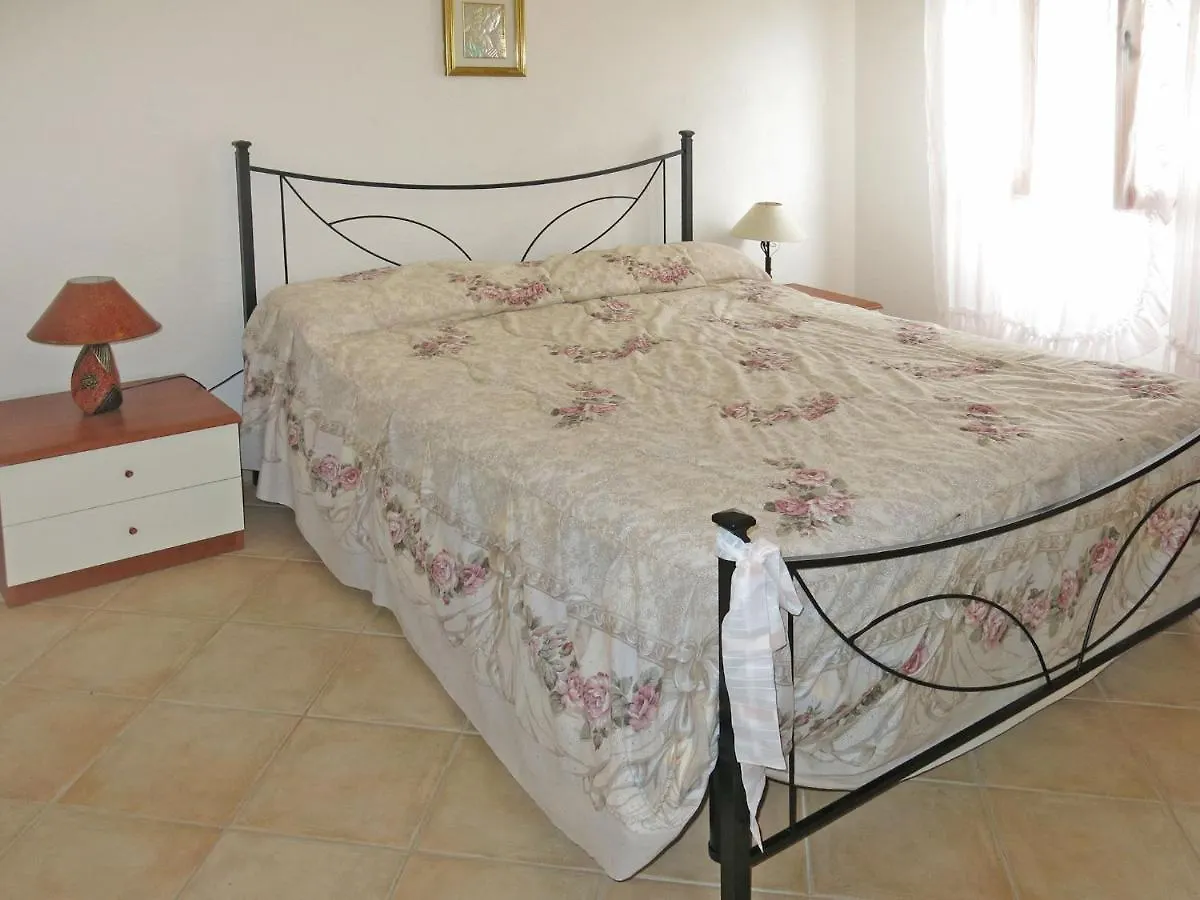 Holiday Home La Caletta - Tta100 By Interhome